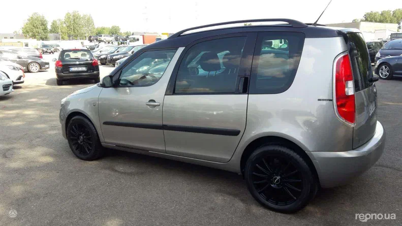 Skoda Roomster 2012