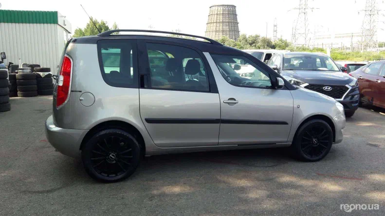 Skoda Roomster 2012 - 13