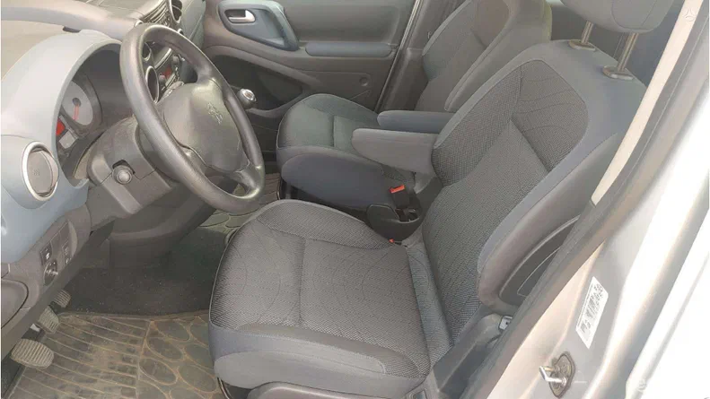 Peugeot Partner 2009 - 6