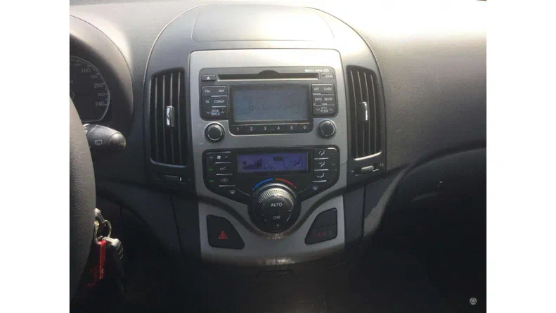 Hyundai i30 2010 - 9