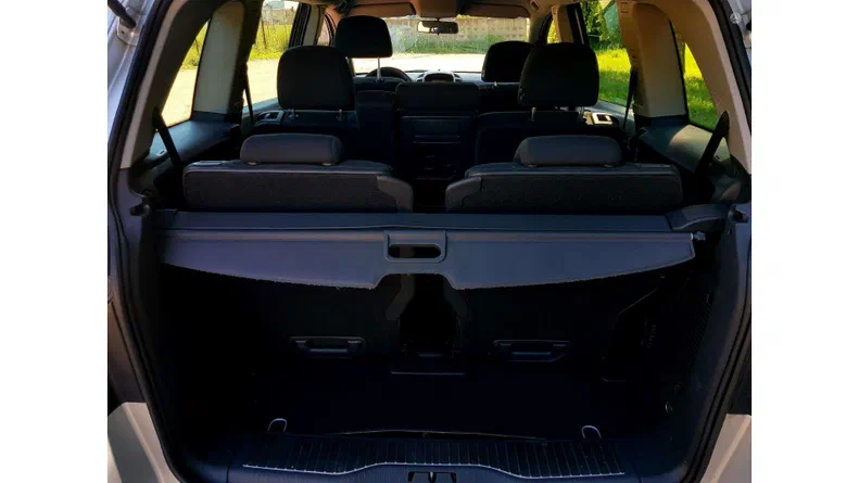 Opel Zafira 2008 - 11