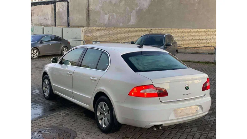 Skoda Superb 2010