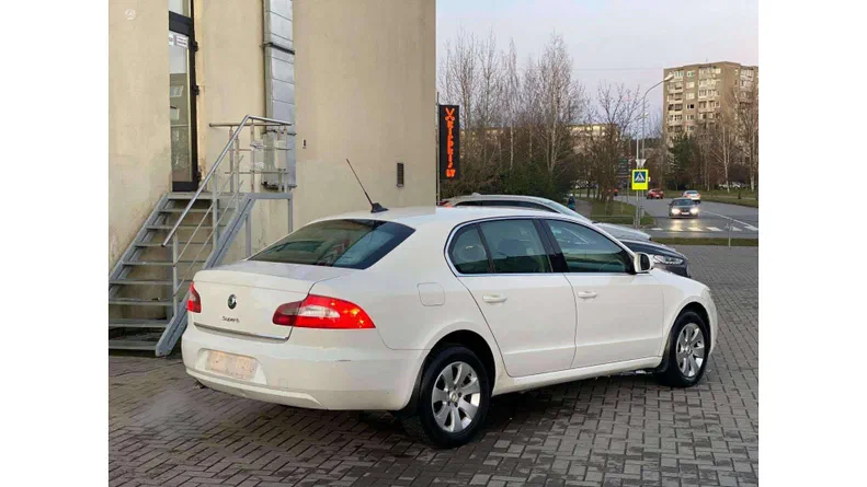 Skoda Superb 2010