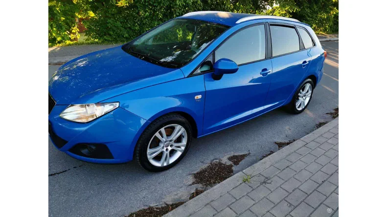 SEAT Ibiza 2010 - 6