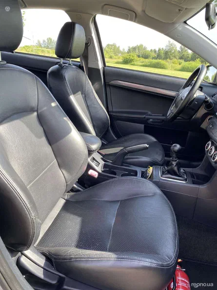 Mitsubishi Lancer 2010 - 6