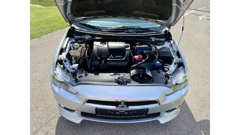 Mitsubishi Lancer 2010 - 14