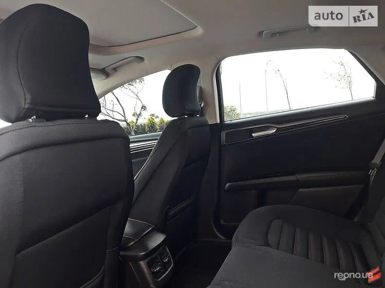 Ford Fusion 2015 - 12