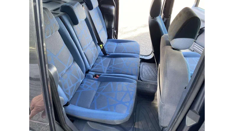 Ford Tourneo Connect 2010 - 7