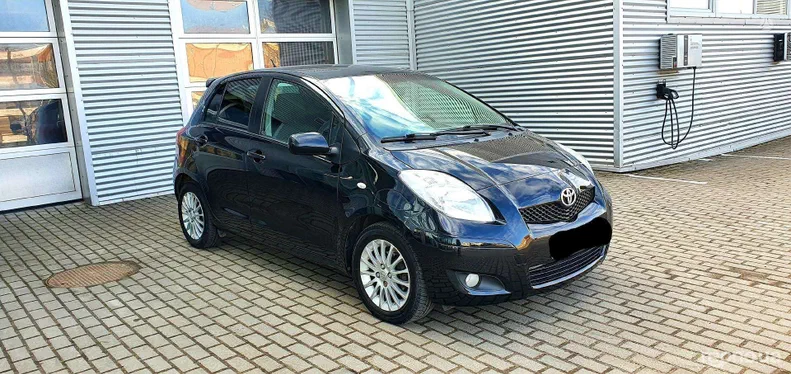 Toyota Yaris 2010 - 7
