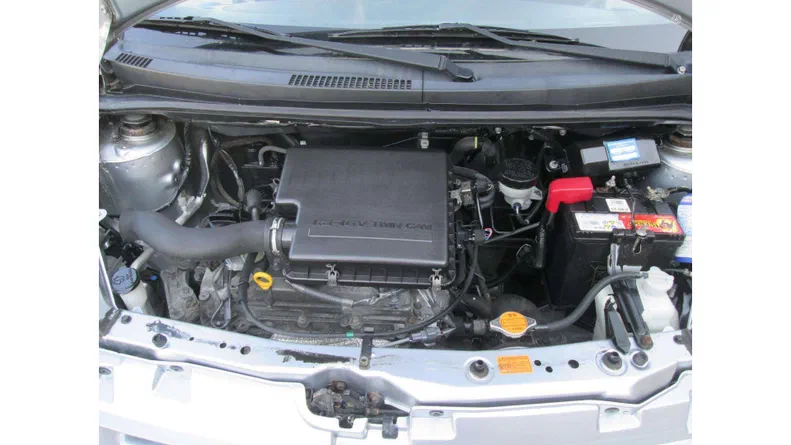 Daihatsu Sirion 2008 - 9