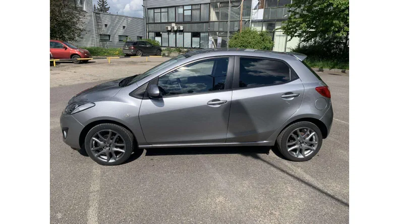 Mazda 2 2012 - 6