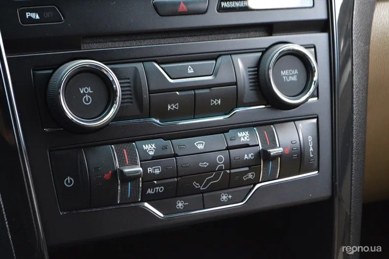 Ford Explorer 2016 - 9