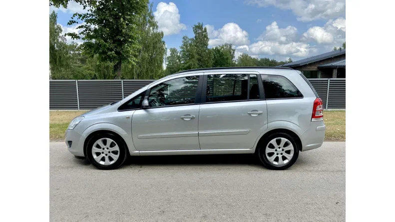 Opel Zafira 2008
