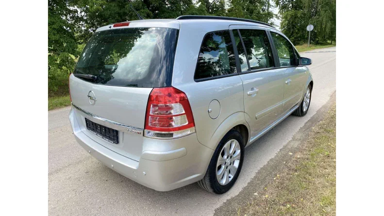 Opel Zafira 2008