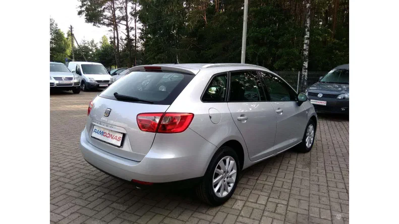 SEAT Ibiza 2012 - 10