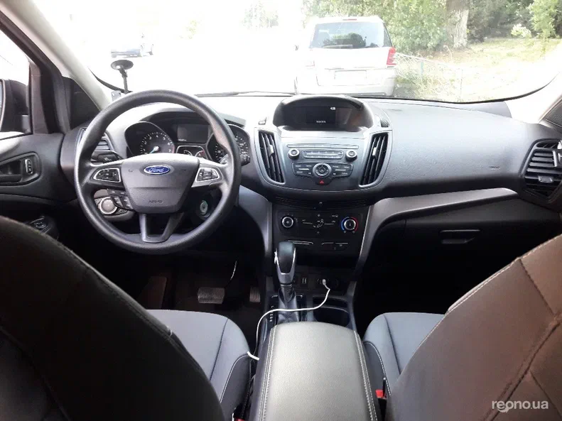 Ford Escape 2019 - 12