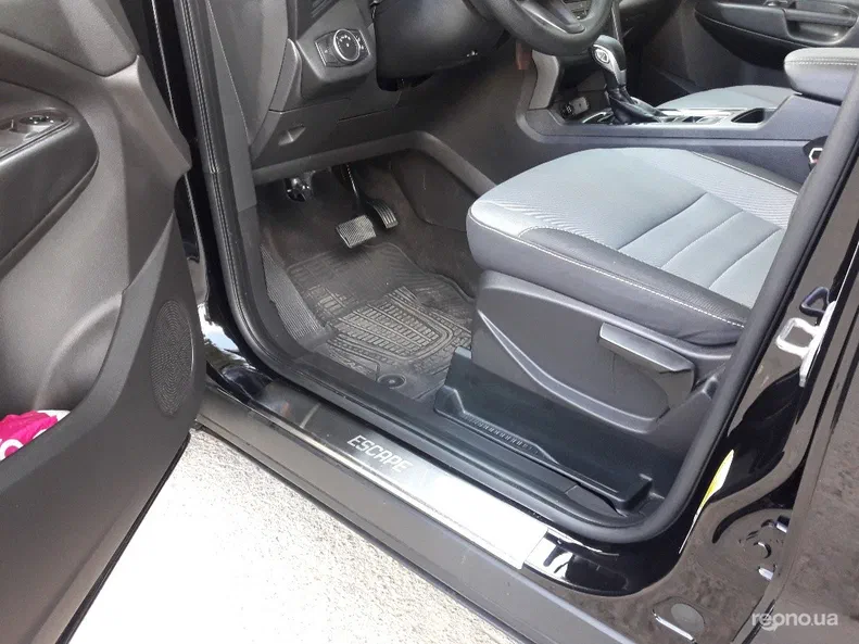 Ford Escape 2019 - 14