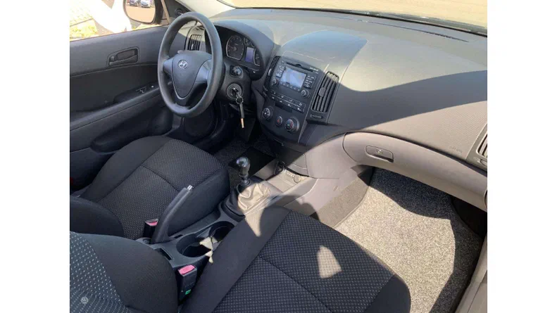 Hyundai i30 2009 - 6