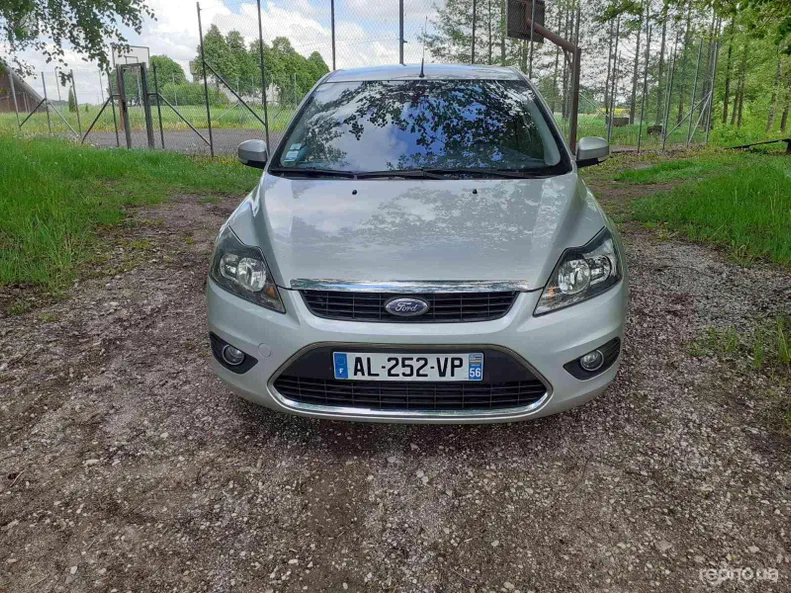 Ford Focus 2010 - 15