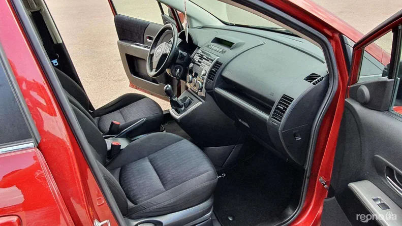 Mazda 5 2010 - 14