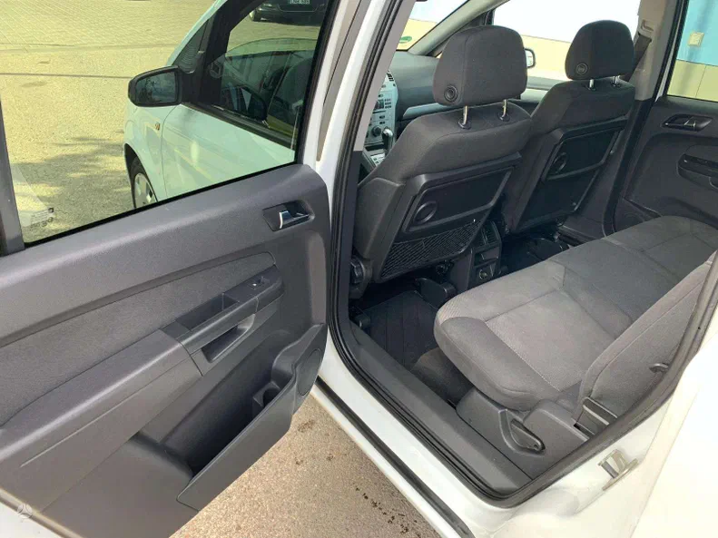 Opel Zafira 2009 - 7