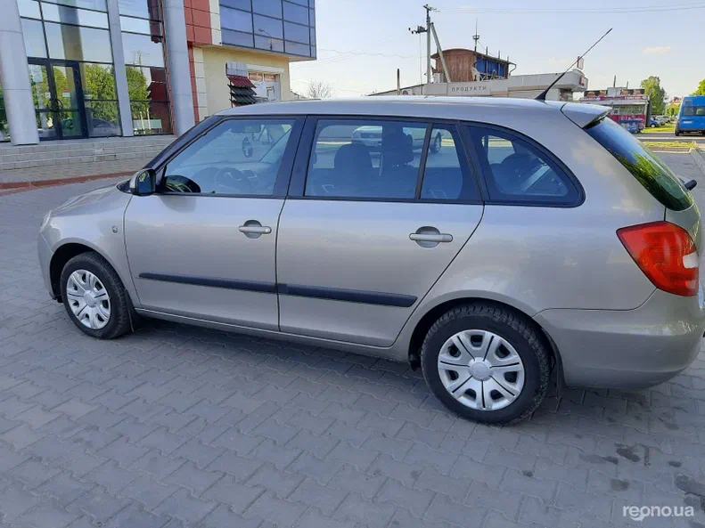 Skoda Fabia 2008 - 7