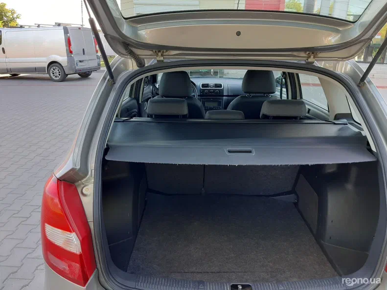 Skoda Fabia 2008 - 5