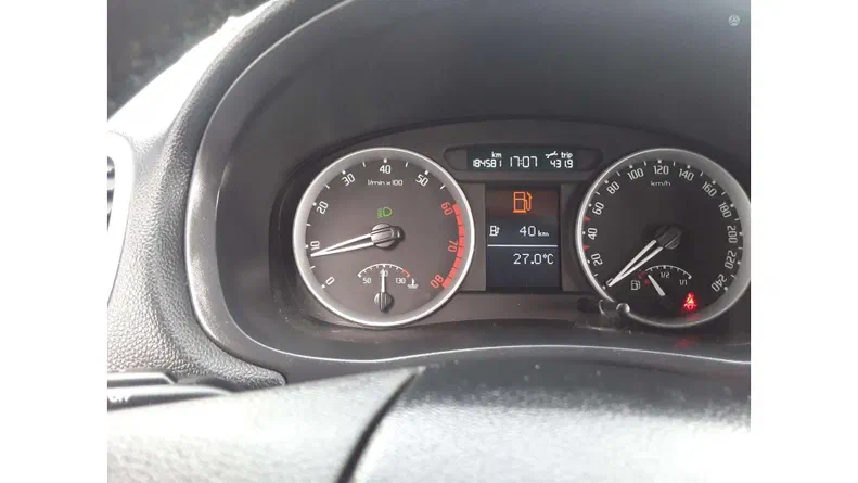 Skoda Fabia 2008 - 9