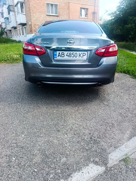 Nissan Altima 2017 - 6