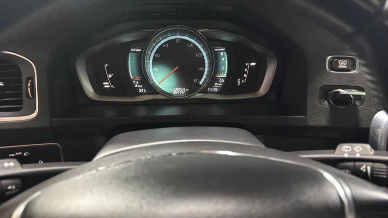 Volvo V60 2015 - 6