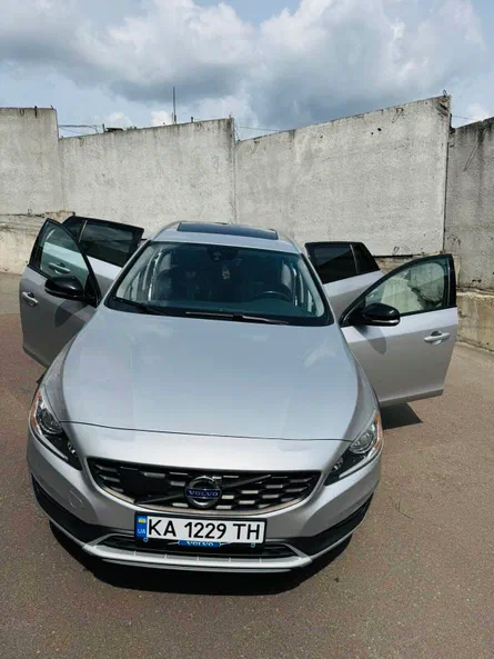 Volvo V60 2015 - 3
