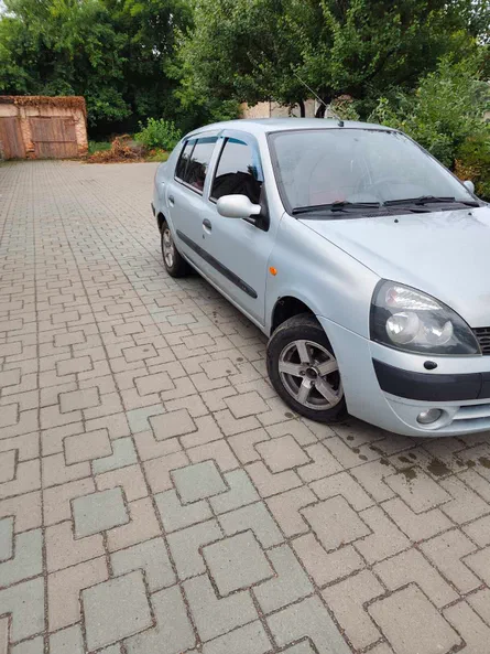 Renault Clio 2004 - 2