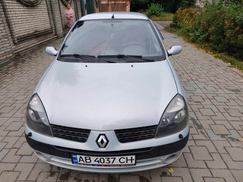 Renault Clio 2004 - 1