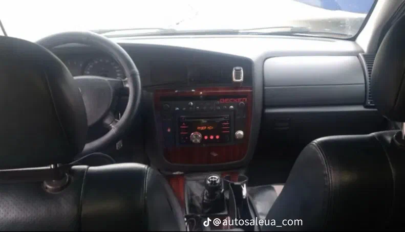 Opel Omega 2001 - 4