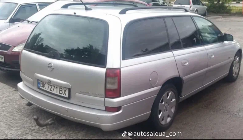 Opel Omega 2001 - 3