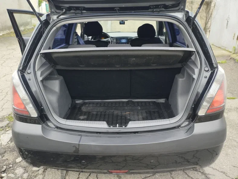 Kia Rio 2007 - 10