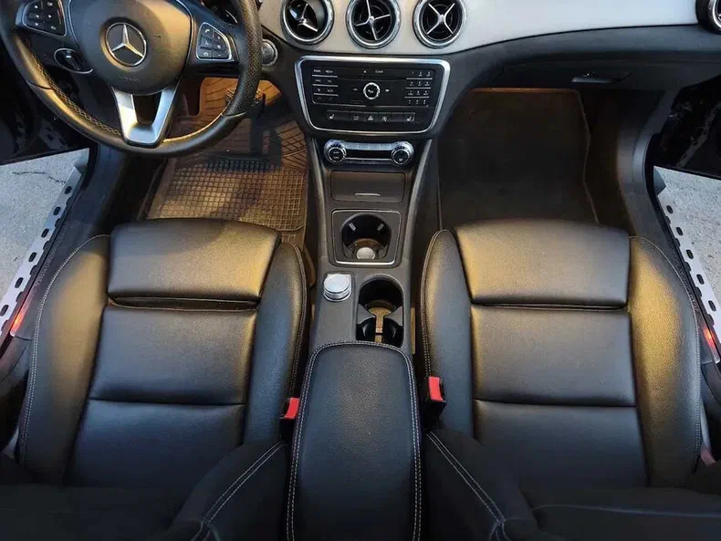 Mercedes-Benz GLA 2016 - 9