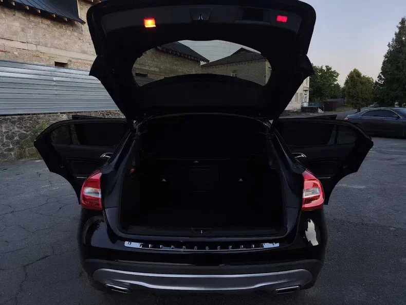 Mercedes-Benz GLA 2016 - 17