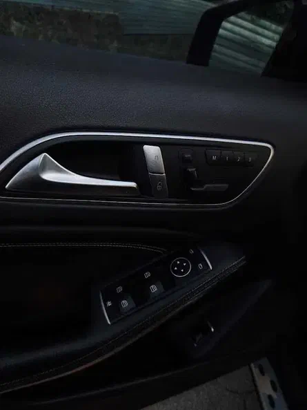 Mercedes-Benz GLA 2016 - 19