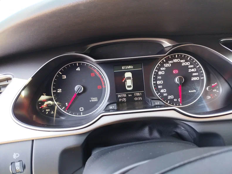 Audi A4 2013 - 4