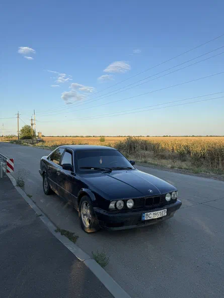 BMW 5 серія 1990 - 2