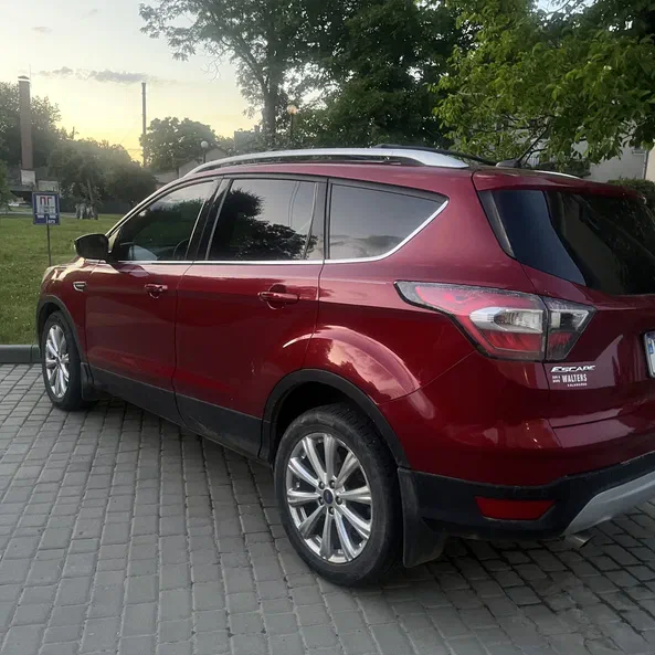 Ford Escape 2016 - 2