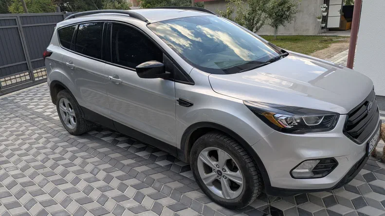 Ford Escape 2019 - 1