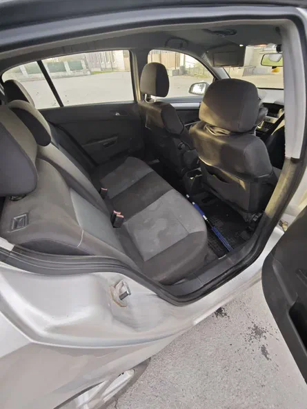 Opel Astra 2004 - 5