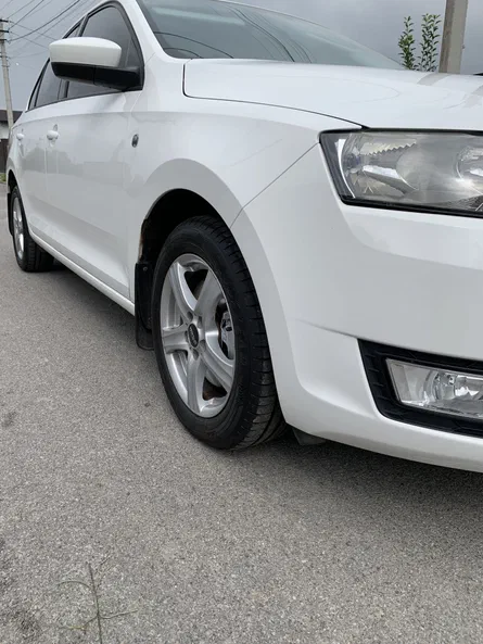 Skoda Rapid 2013 - 7