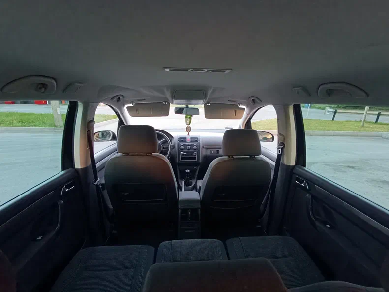 Volkswagen Touran 2004 - 15