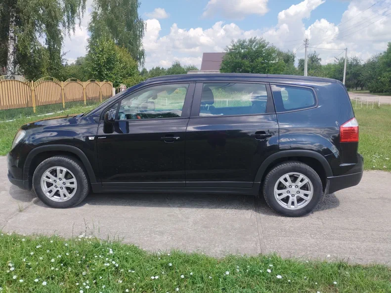 Chevrolet Orlando 2011 - 2