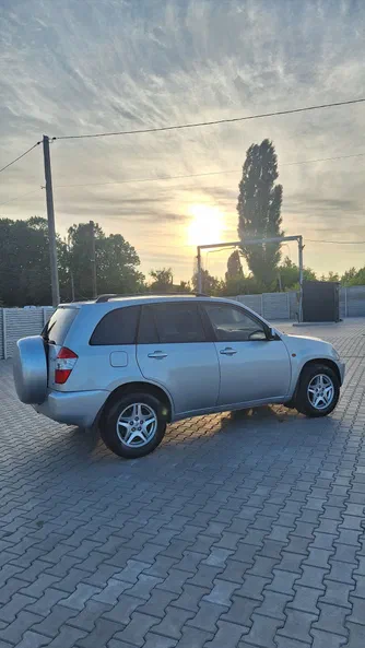 Chery Tiggo (T11) 2008 - 5