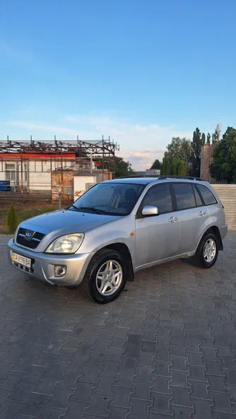 Chery Tiggo (T11) 2008 - 1