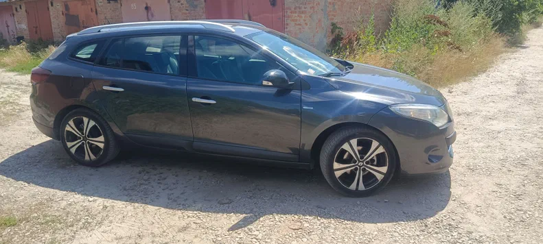 Renault Megane 2011 - 6